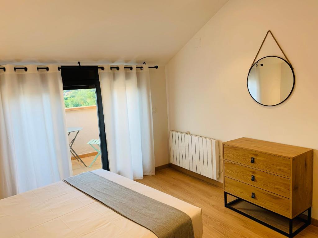 Postel nebo postele na pokoji v ubytování Apartamentos Best Ainsa