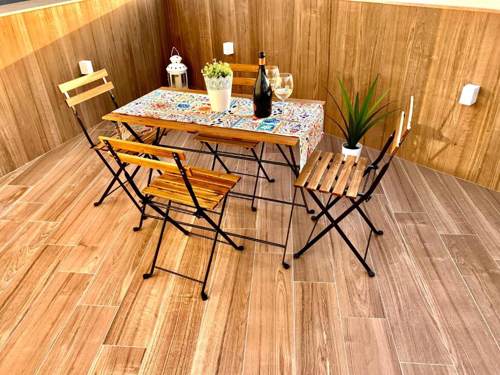 Фотография из галереи Cortile dei Mori в Палермо