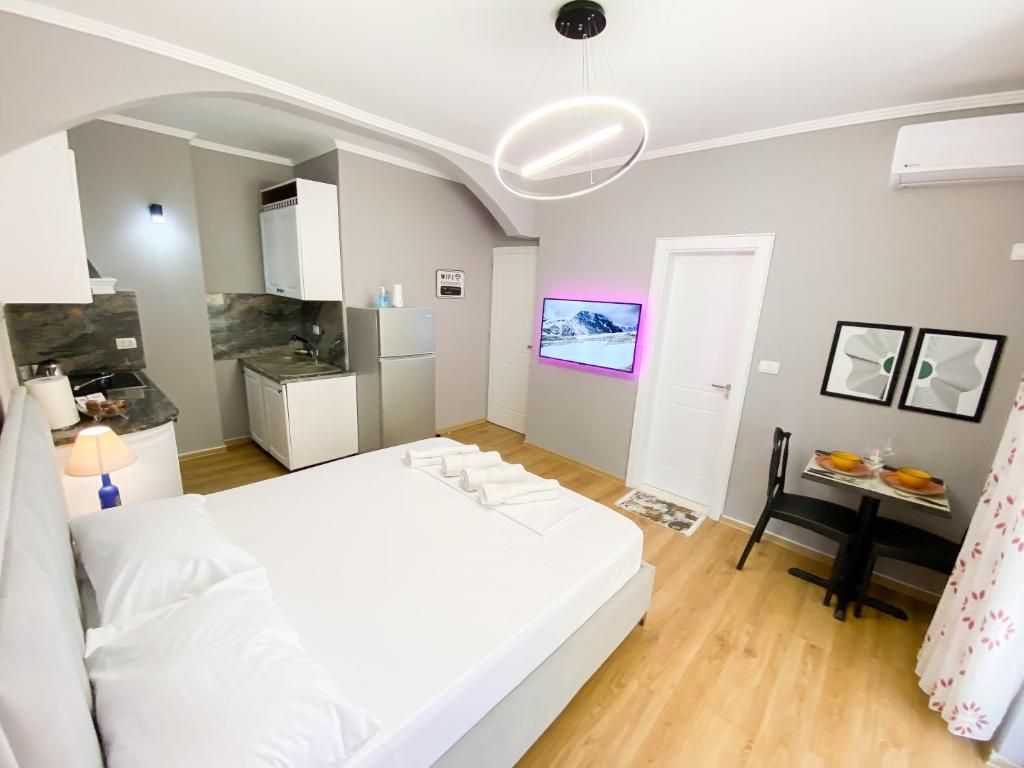 City Center 5 - Tirana Way Apartments - Image 4