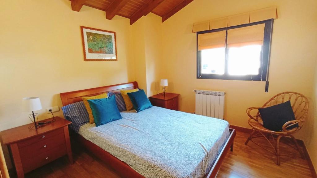 Postel nebo postele na pokoji v ubytování Magnífica casa con jardin, BBQ e hidromasaje