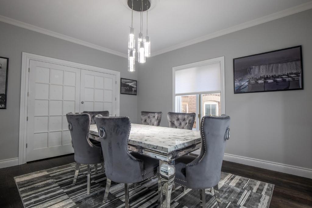 Niagara Luxury Suites - Resim 4