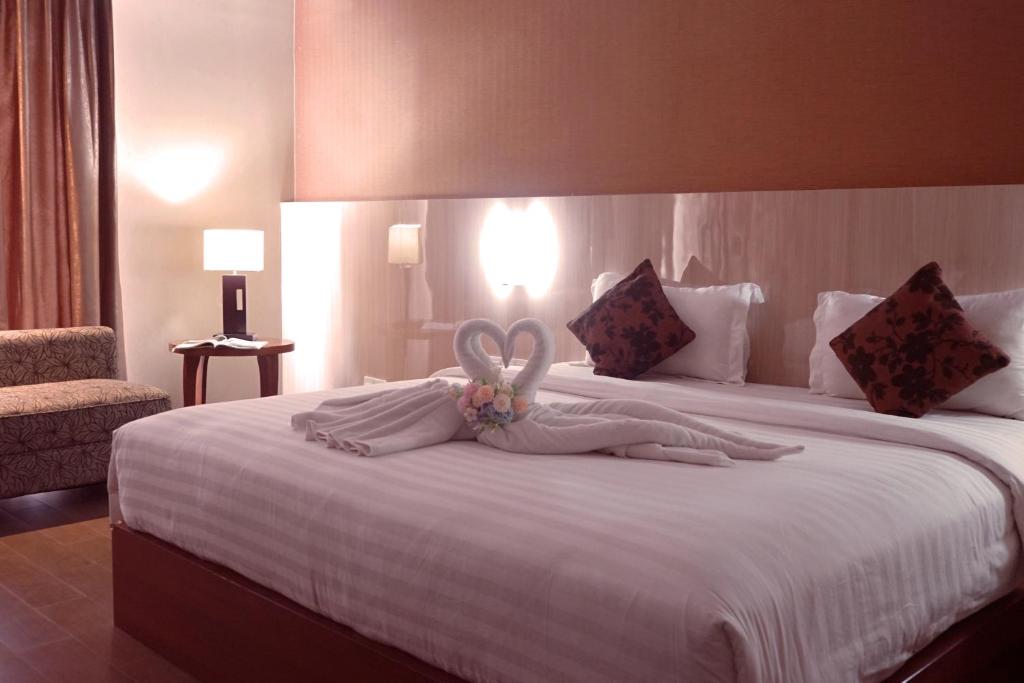 Grand Hatika Hotel - Deluxe Doppel- Oder Zweibettzimmer