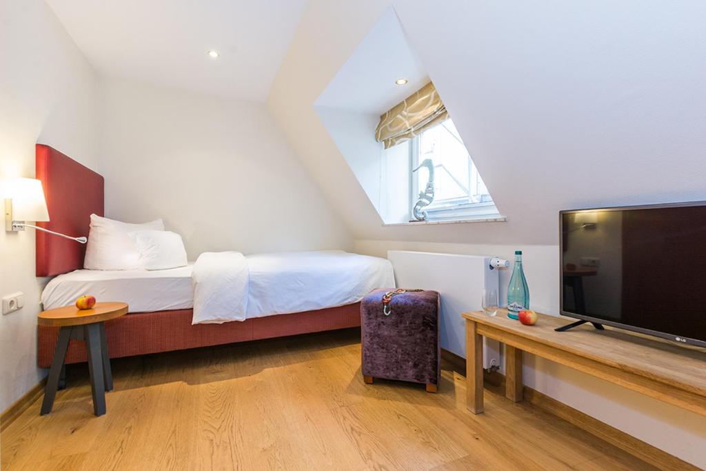 Tides Boutique Hotel - Superior Family Room