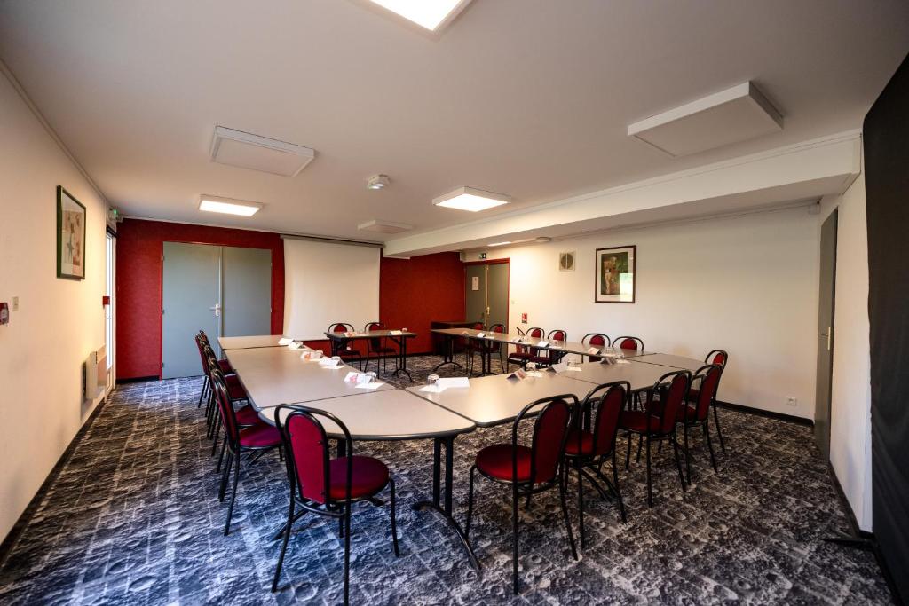 Posezení v ubytování Hotel ibis Autun