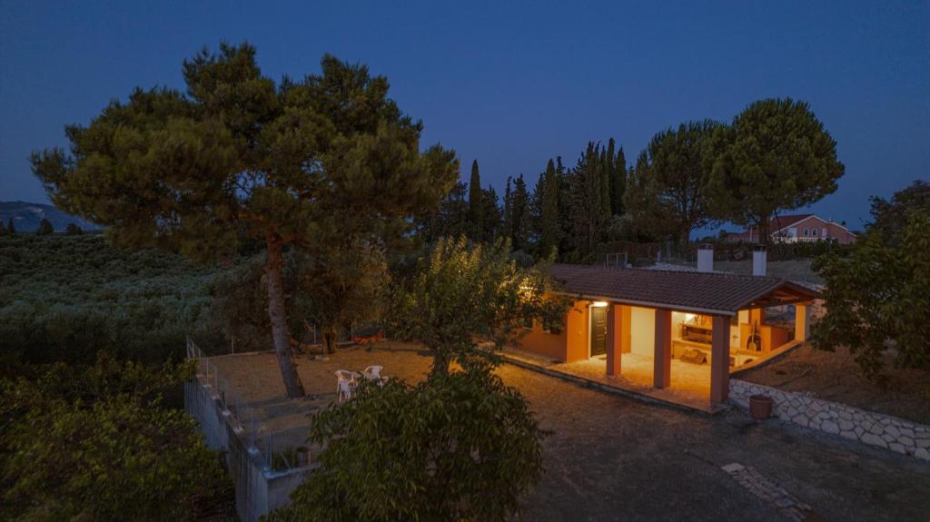 The building in which the holiday home is located