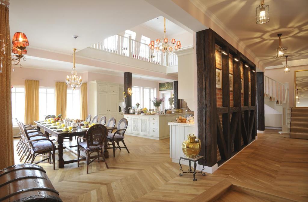 Restaurace v ubytování Hotel Goldener Anker