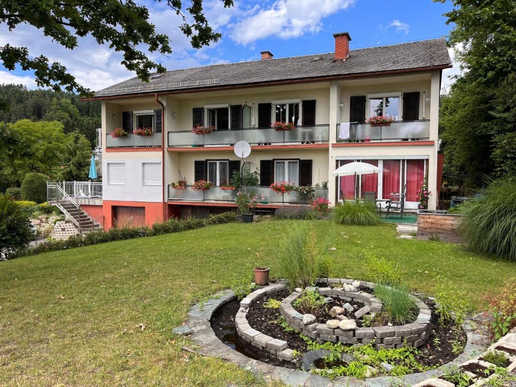 A garden outside Apartment Meran-1 by Interhome