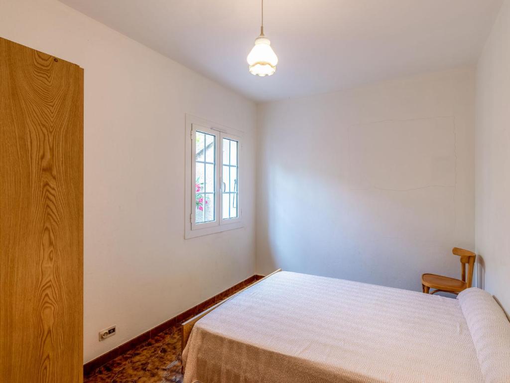 Cama ou camas em um quarto em Holiday Home Dami I - MNI211 by Interhome