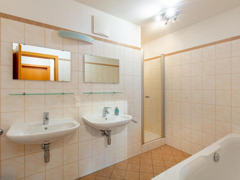 Kúpeľňa v ubytovaní Apartment Top 7 by Interhome