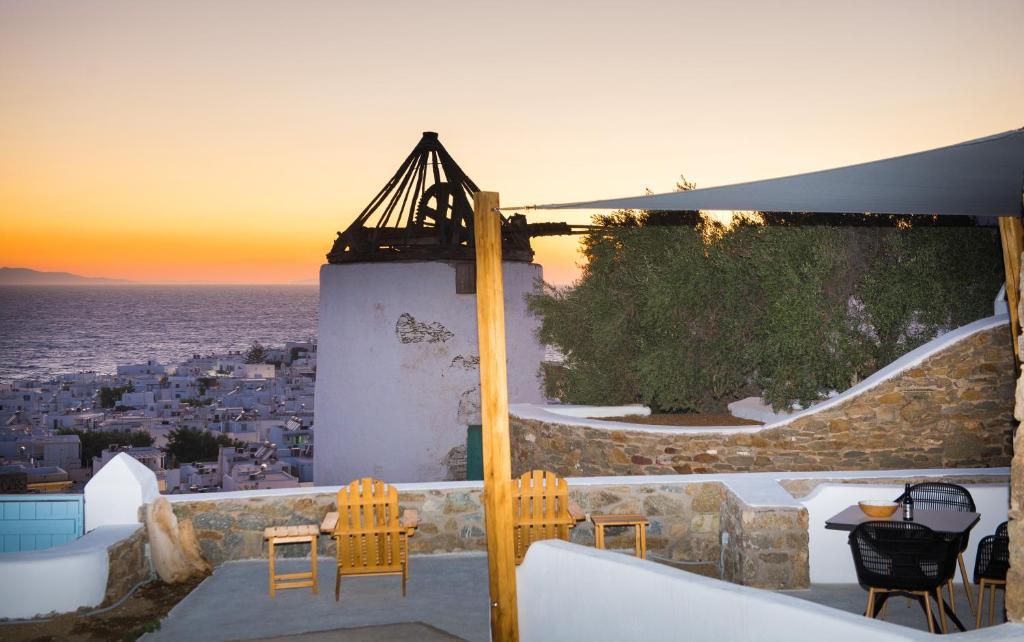THE VIEW OF MYKONOS - 9