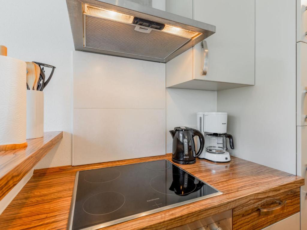 Kuchyňa alebo kuchynka v ubytovaní Apartment Top 1 by Interhome