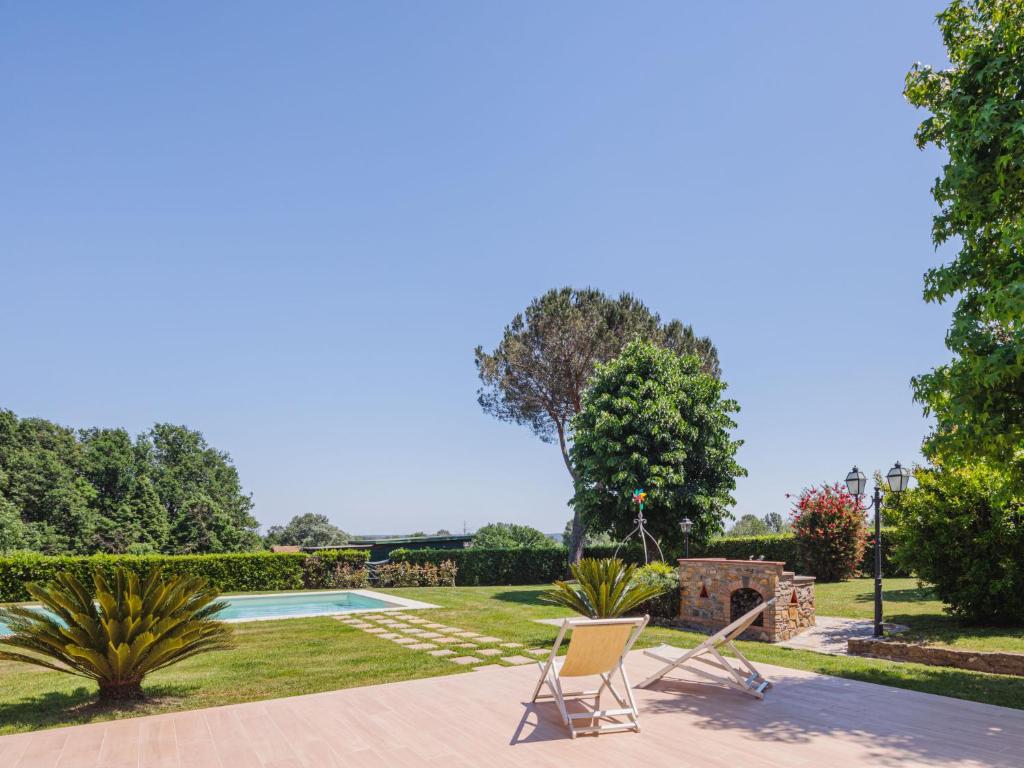 The swimming pool at or close to Holiday Home Narciso by Interhome
