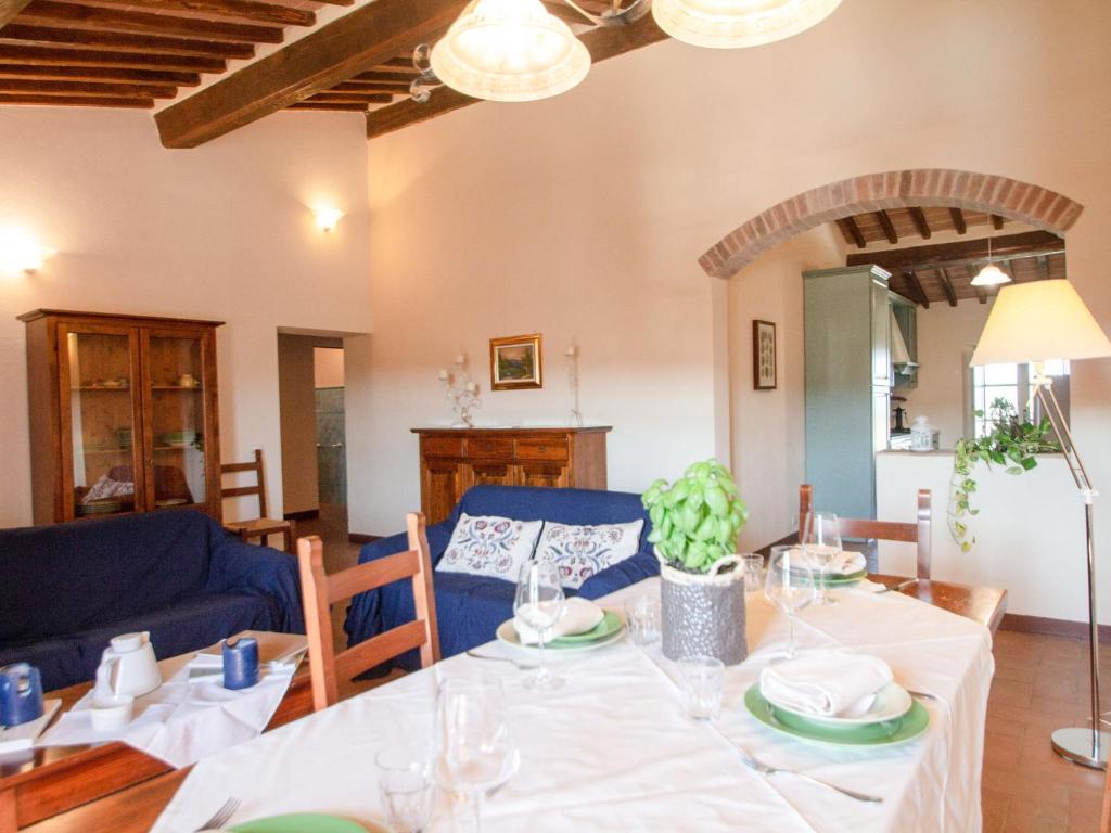 Część wypoczynkowa w obiekcie Apartment La Casa di Varno by Interhome