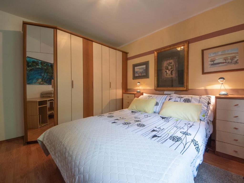 Postel nebo postele na pokoji v ubytování Holiday Home Villa Hofbauer by Interhome