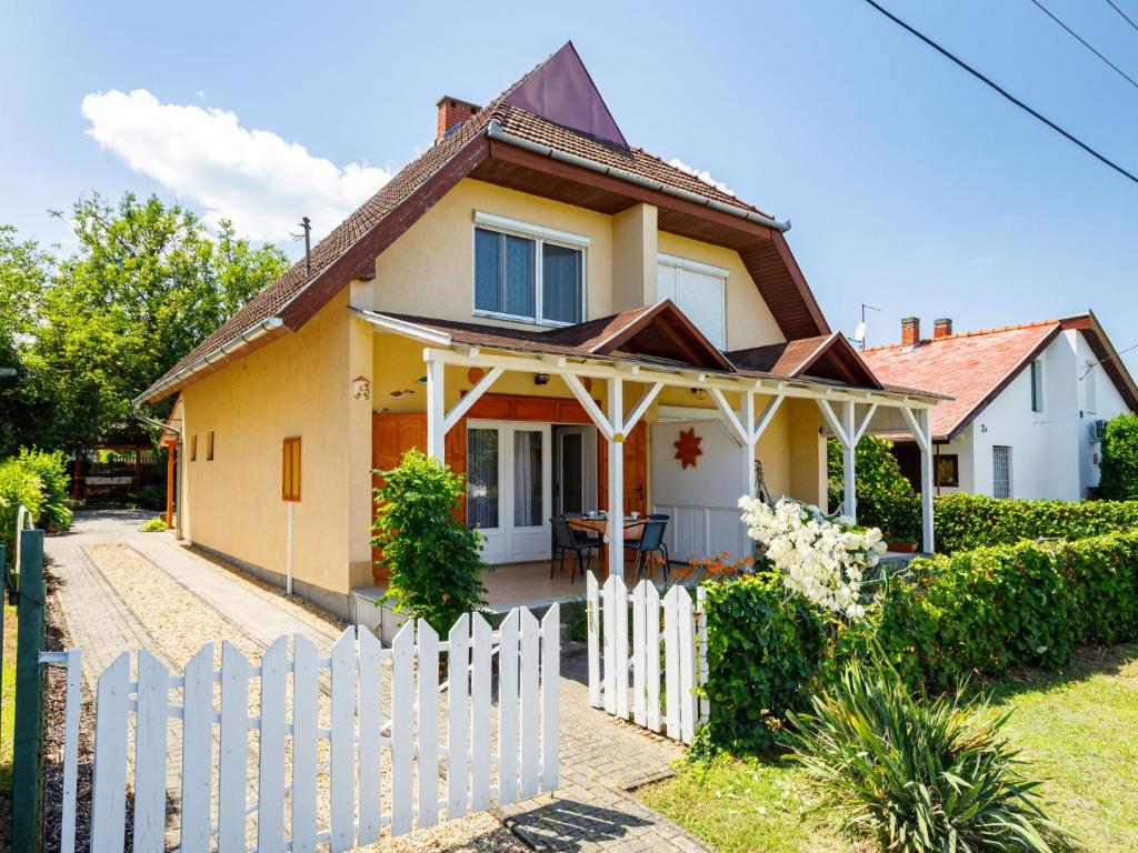 Holiday Home Jazmin - SZA112 by Interhome 8624 Balatonszárszó kép - 1