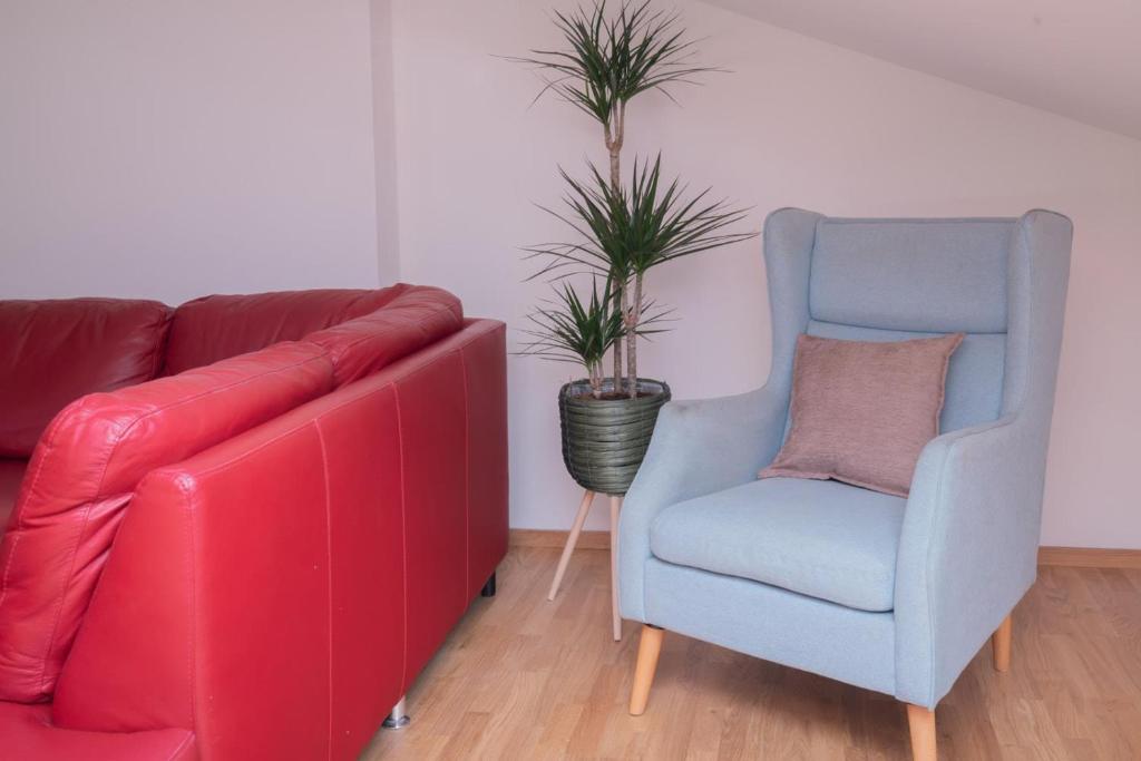 Posezení v ubytování "Haus am Illufer" Ihr Smart-Alpin-Home in Bludenz