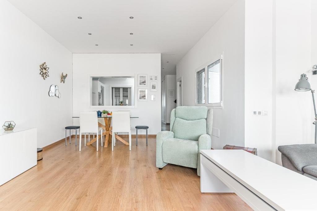 Posedenie v ubytovaní Home2Book Stylish Front Line Las Canteras Beach