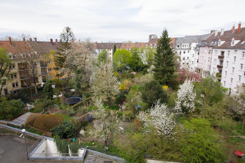 Spacious Flat 2nd Floor near station - Appartamento
