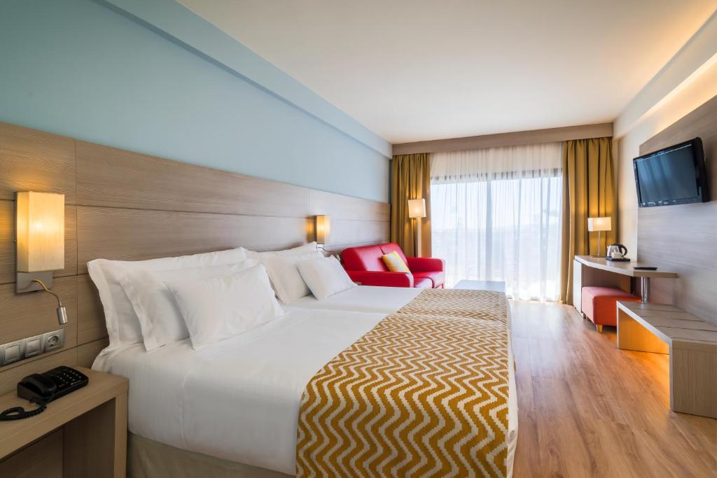 TV a/nebo společenská místnost v ubytování Barceló Margaritas
