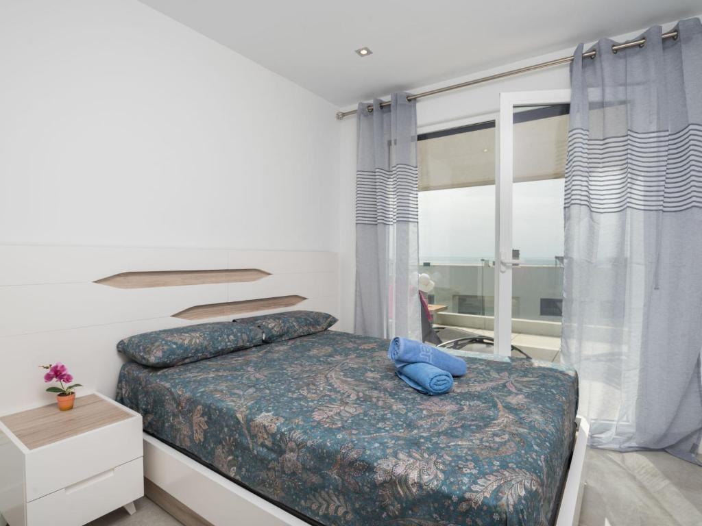 Postel nebo postele na pokoji v ubytování Apartment Manilva Views by Interhome
