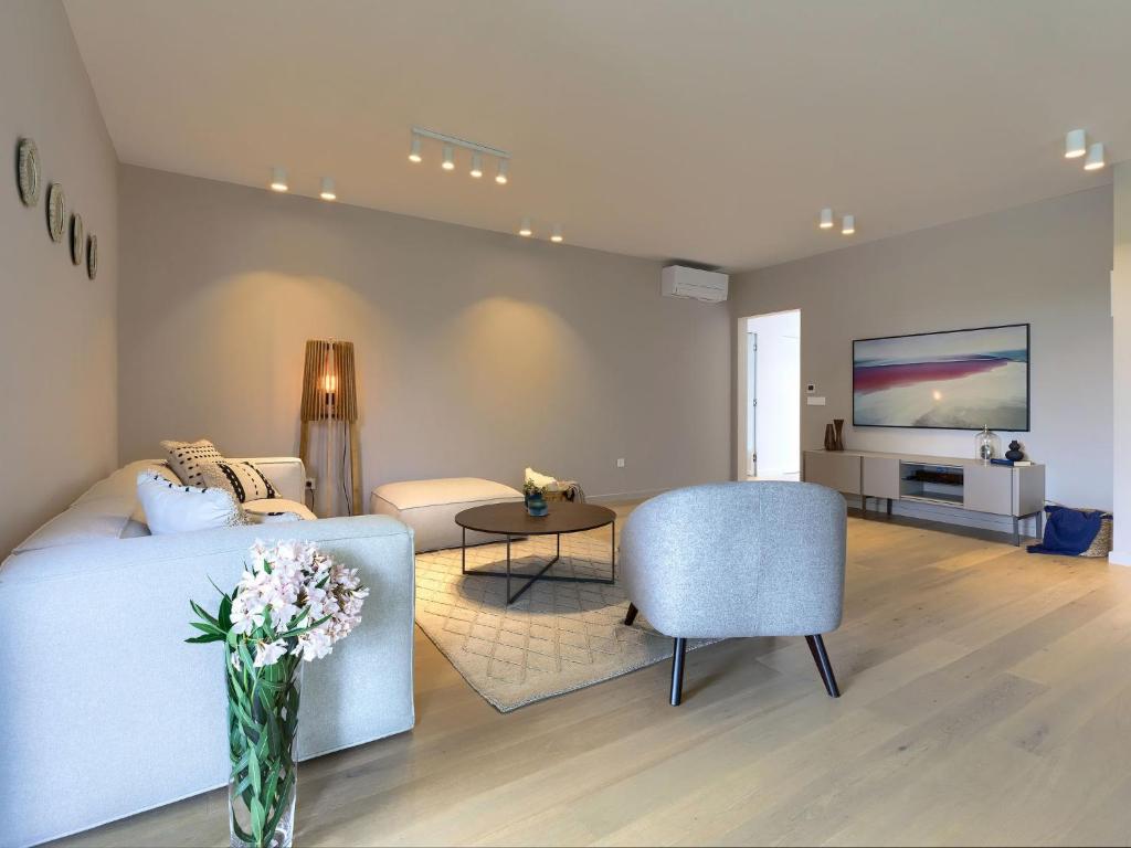 Posedenie v ubytovaní Holiday Home Villa Valle by Interhome