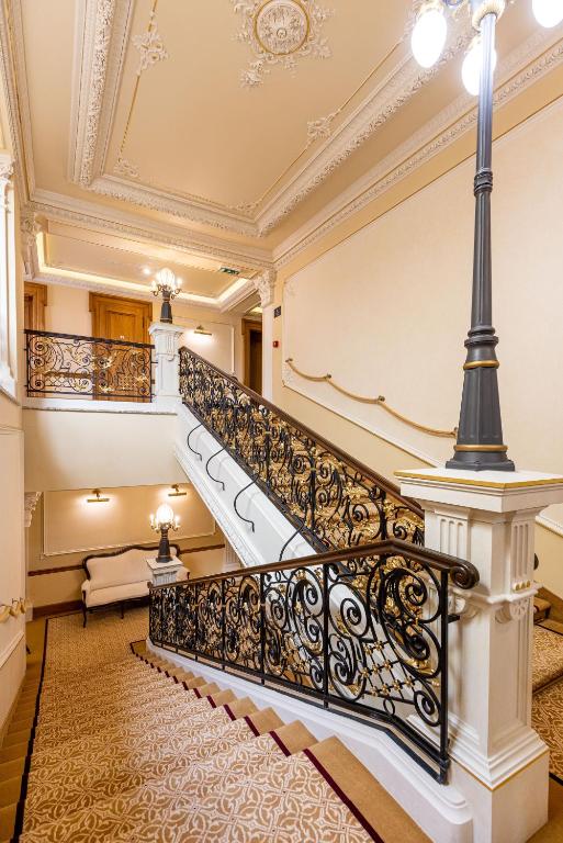 Grandhotel Pupp - Resim 43