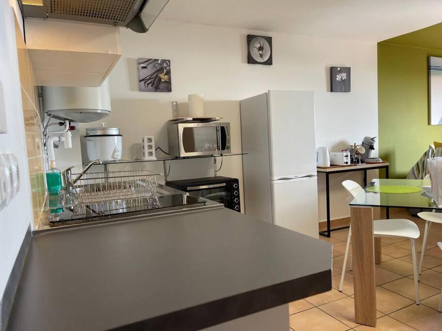 Immense StuDio 51 jusqu'à 4 personnes avec vue mer - Studio