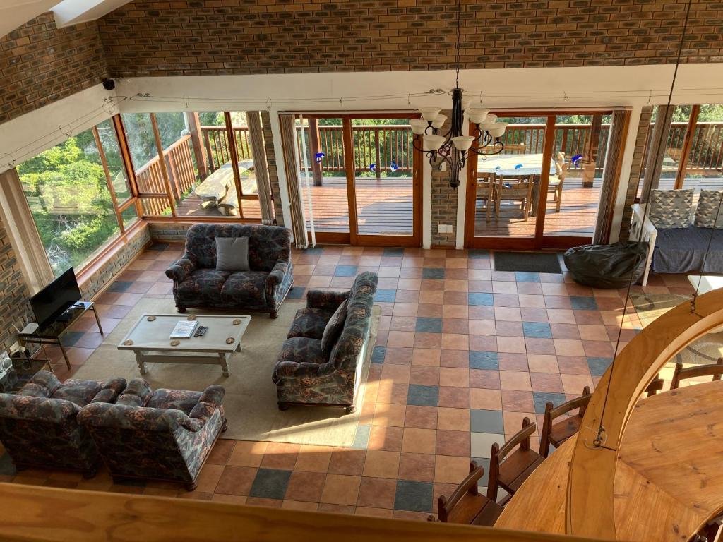 Ein Sitzbereich in der Unterkunft Net Net Holiday Home