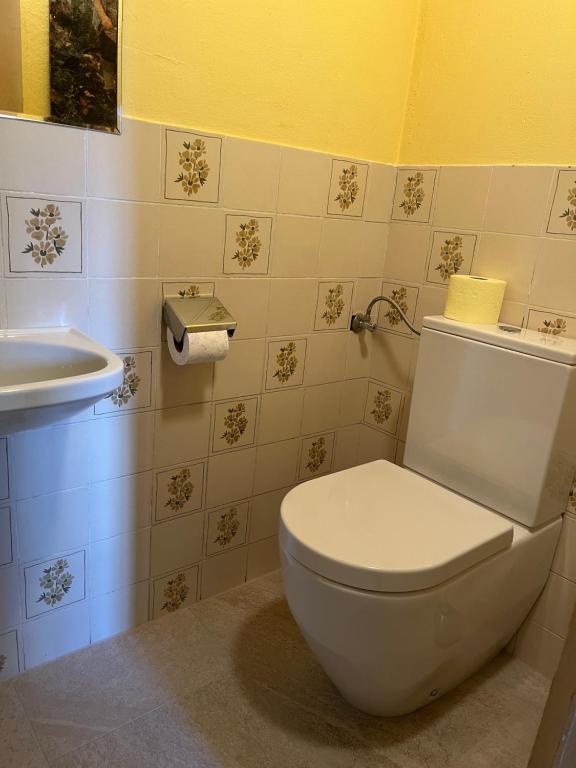 A bathroom at Bauernhof Lehengut