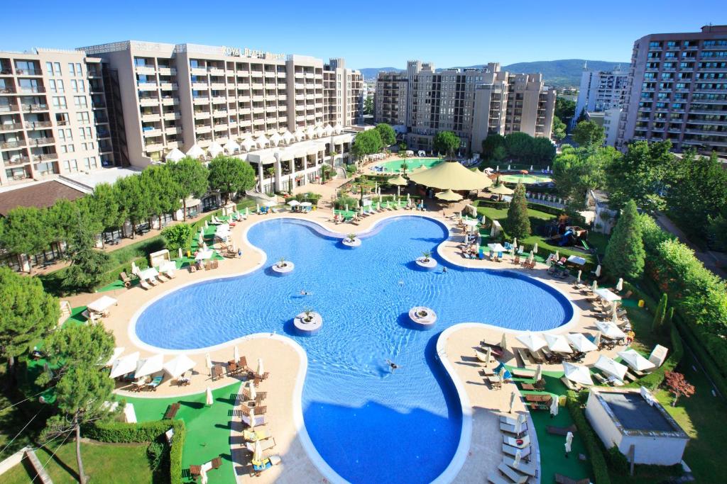 Bazén v ubytování Apartment Private Sea- G nebo v jeho okolí