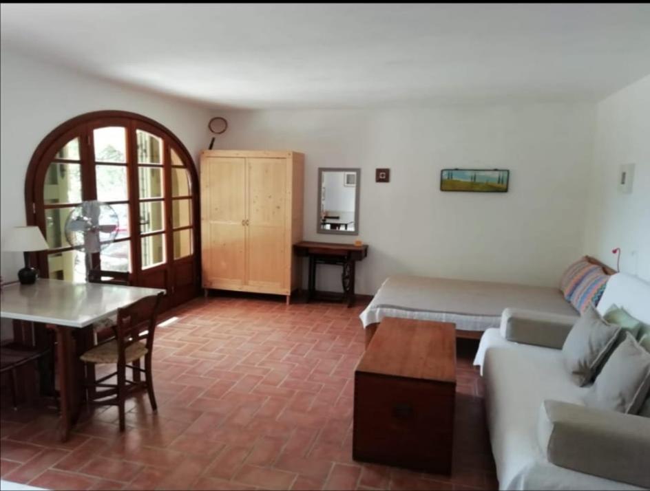 Posedenie v ubytovaní Casa Jacaranda