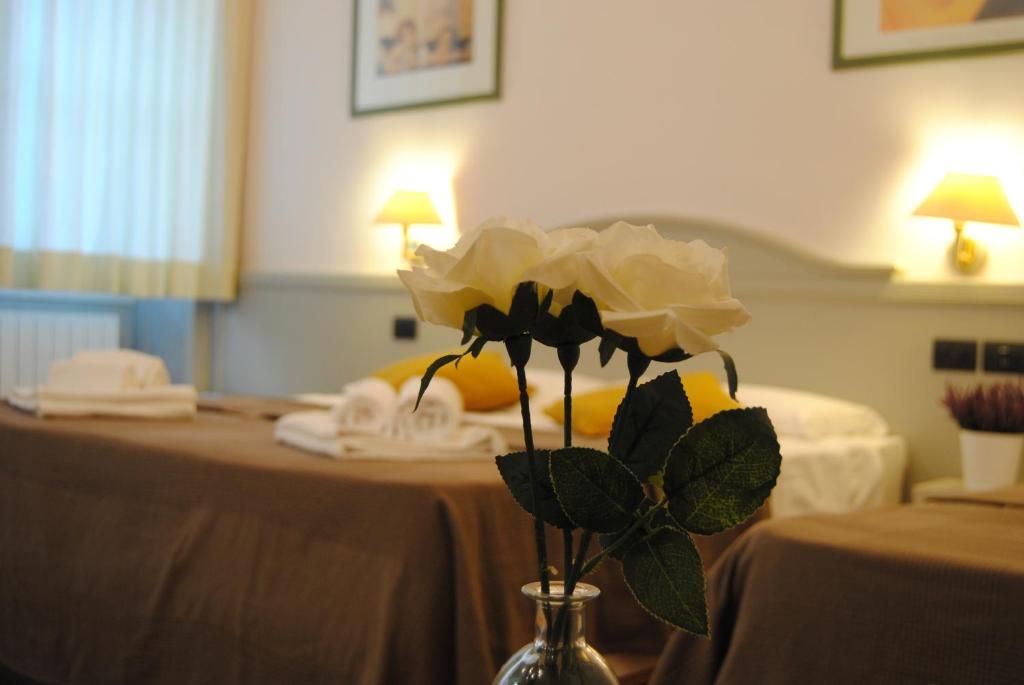 Hotel Camilla Firenze - Resim 10