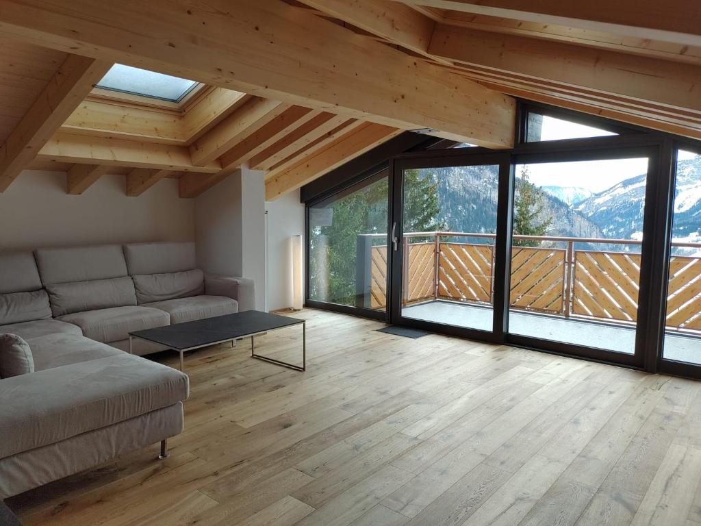 Nespecifikovaný výhled na hory nebo výhled na hory při pohledu z apartmánu