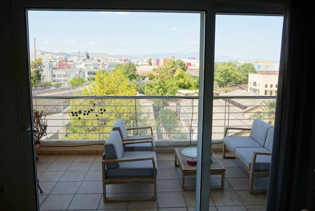 Balkón nebo terasa v ubytování Piraeus Bright Apt