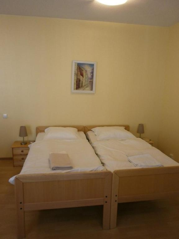 Postel nebo postele na pokoji v ubytování Simon-Dach-Haus