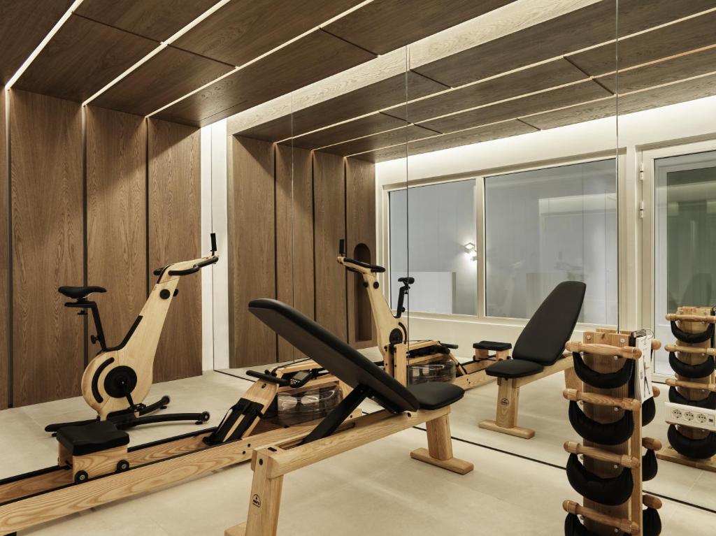 Posilňovňa alebo fitness centrum v ubytovaní Lovia Mykonos