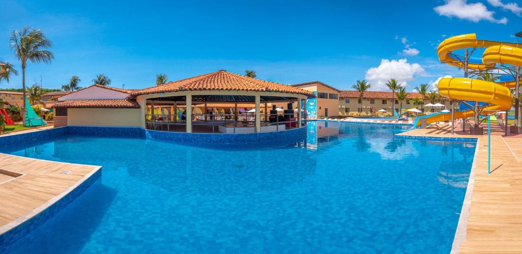 A piscina localizada em Portobello Park Hotel ou nos arredores