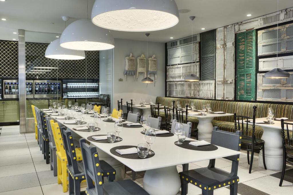 Hotel Arts - Resim 22