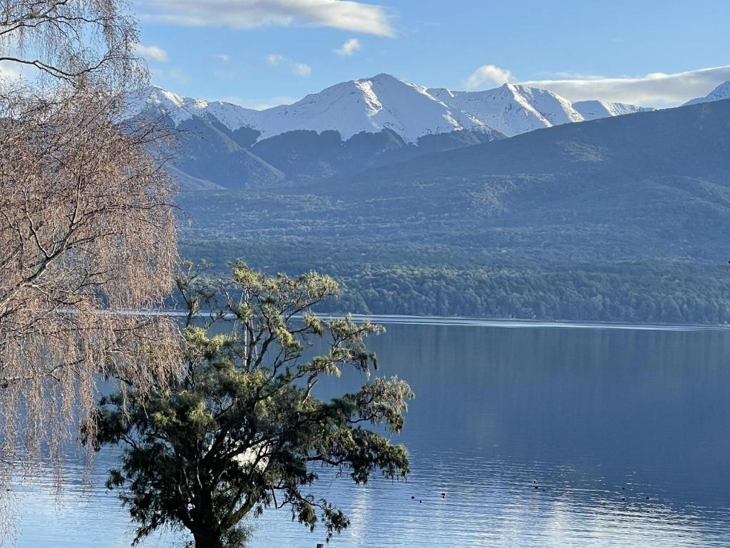Te Anau Lakefront Backpackers - Resim 42