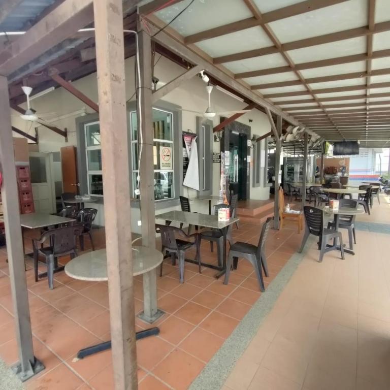 Restaurace v ubytování Cozzy Motel Malacca