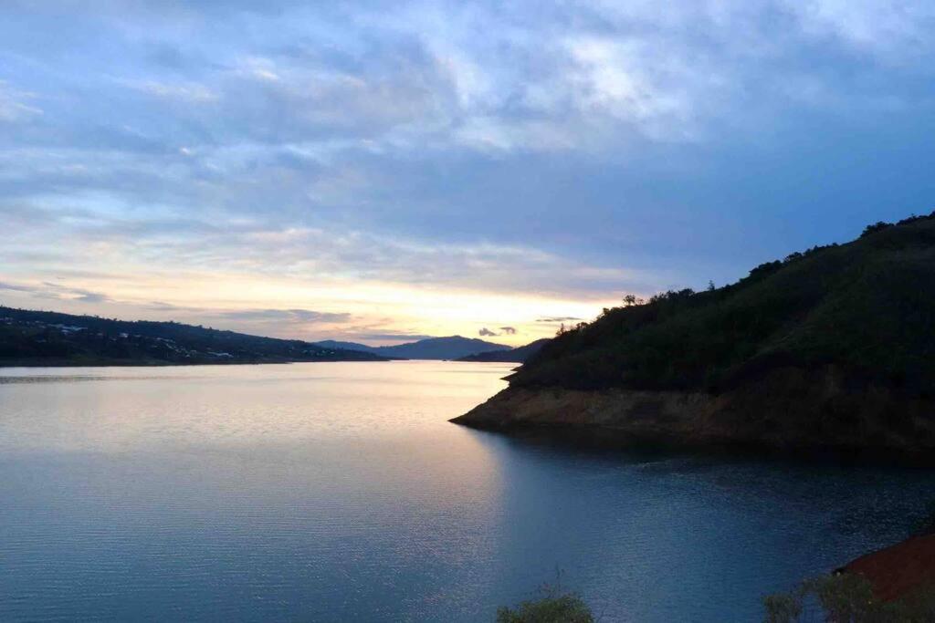Galería fotográfica de TINY HOUSE , frente al lago en Calima