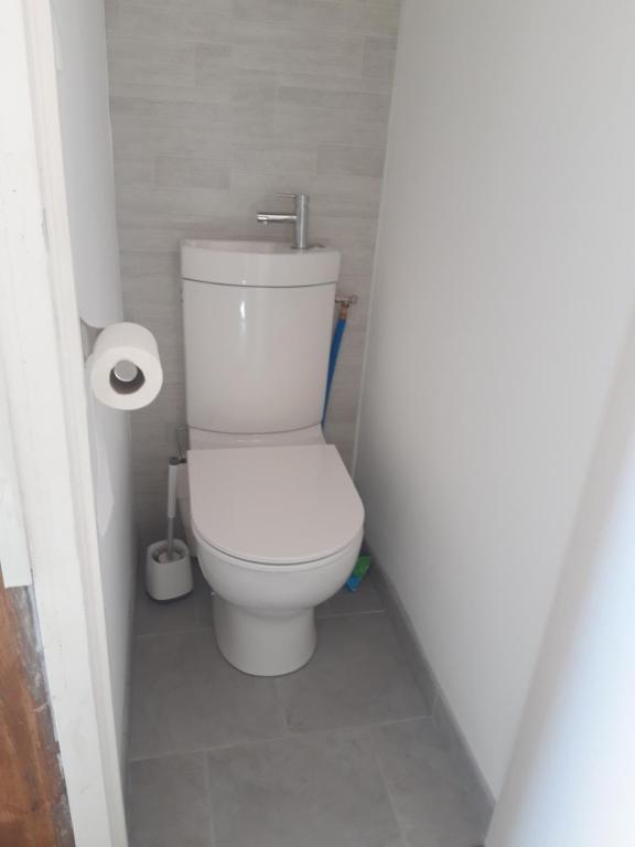 Maison individuelle draps et serviettes non inclus - Two-Bedroom House