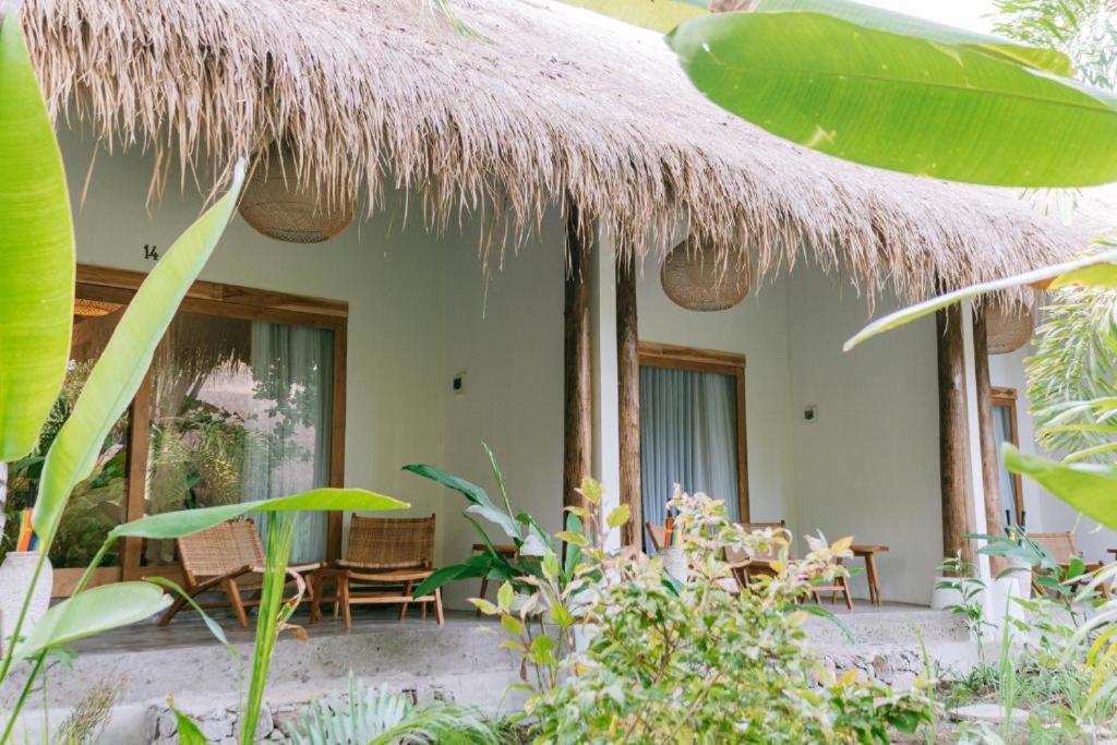 Aed väljaspool majutusasutust Mana Eco Retreat