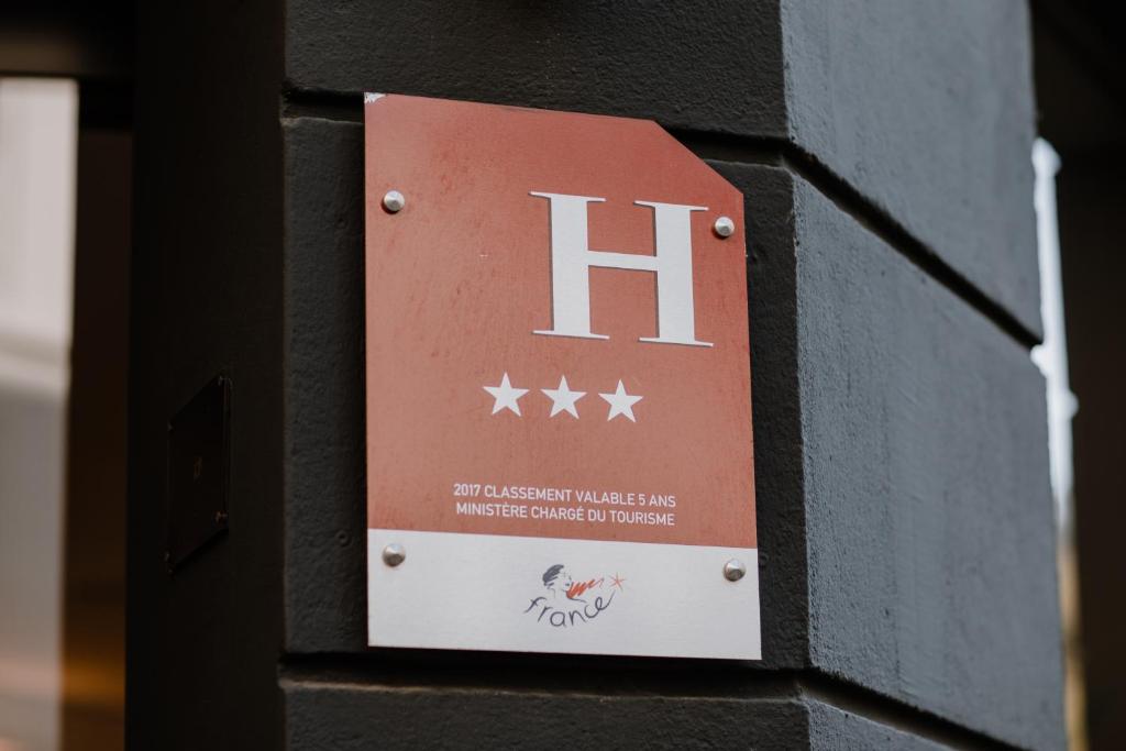 Prince Albert Lyon Bercy - Resim 17