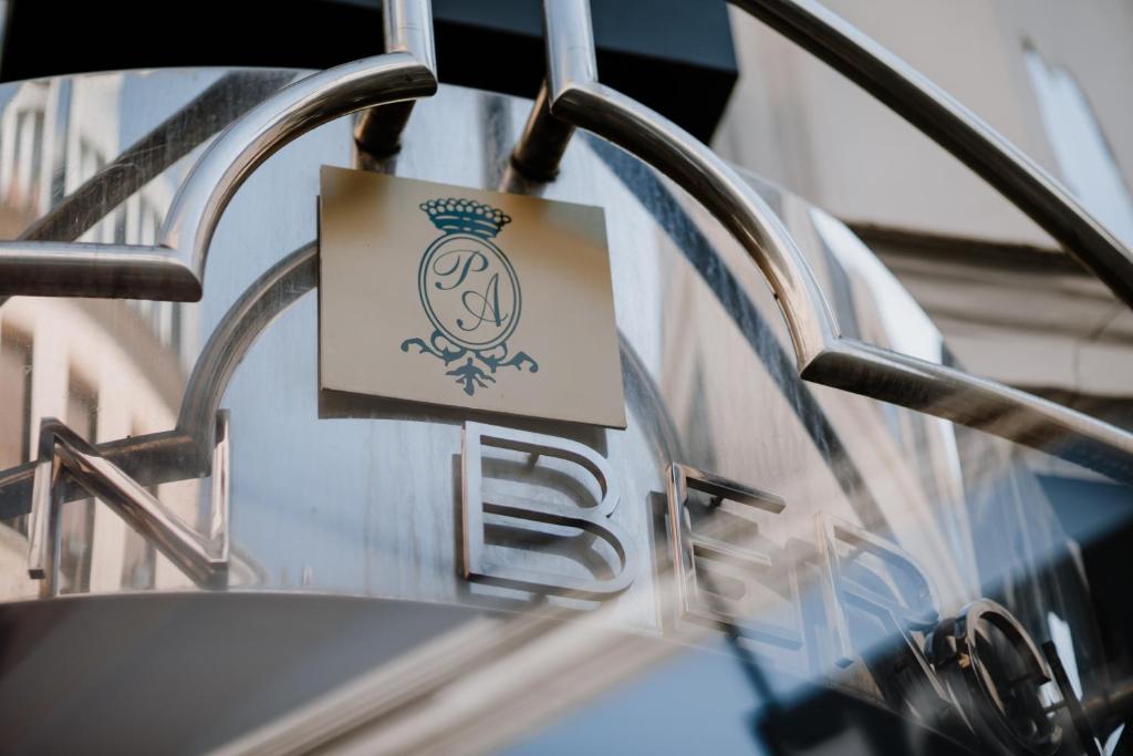 Prince Albert Lyon Bercy - Resim 31