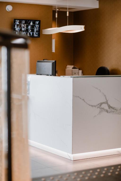 Prince Albert Lyon Bercy - Resim 32