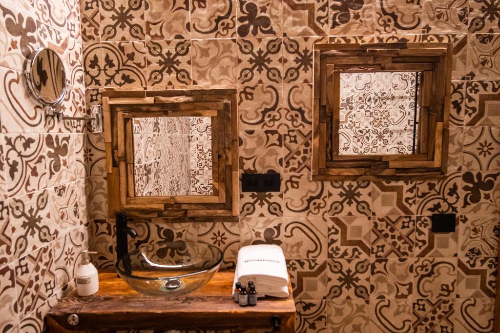 Koupelna v ubytování HOTEL SOMNIFABRIK