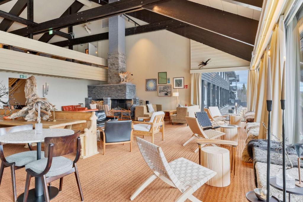 Posezení v ubytování Ranten Hotell Best Western Signature Collection