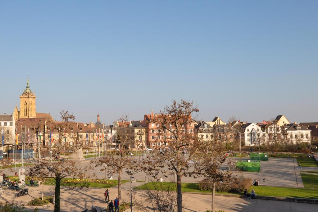Travel Homes - The Parc, next to Champ de Mars – photo 11
