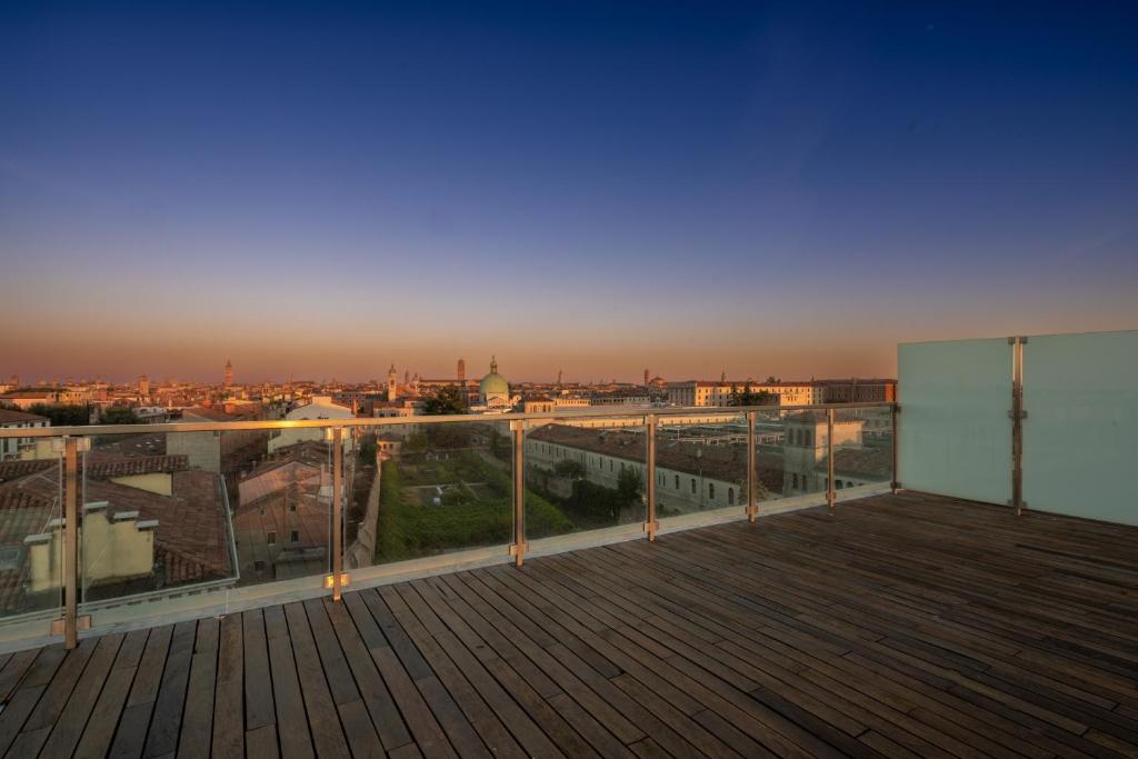 Fotografie z fotogalerie ubytování Centrale Mazzoni Apartments R&R v Benátkách